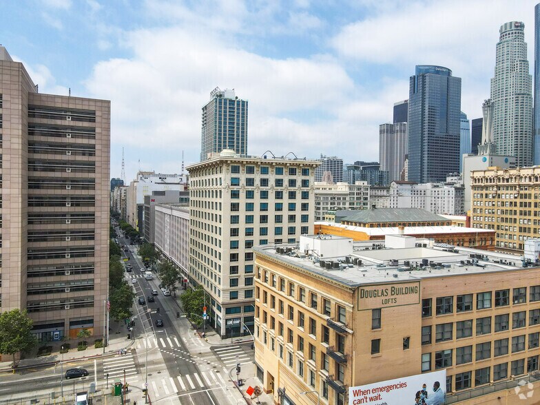 311 S Spring St, Los Angeles, CA à louer - Aérien – Image 3 sur 5