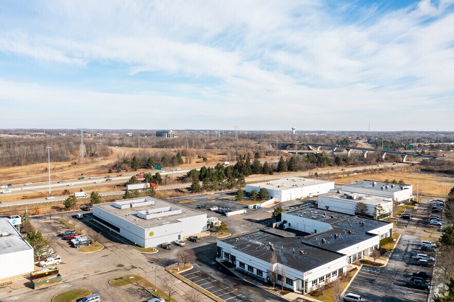 41280 Bridge St, Novi, MI à vendre - Aérien – Image 2 sur 6