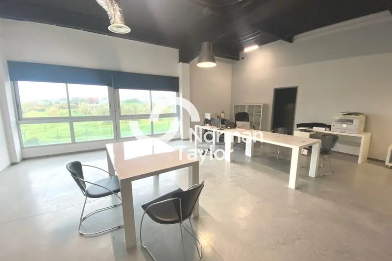 1400 Rue De La Castelle, Montpellier à louer - Photo de l’immeuble – Image 1 sur 6