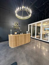 1375 N Aspen Ave, Broken Arrow, OK à louer Photo intérieure– Image 2 sur 5