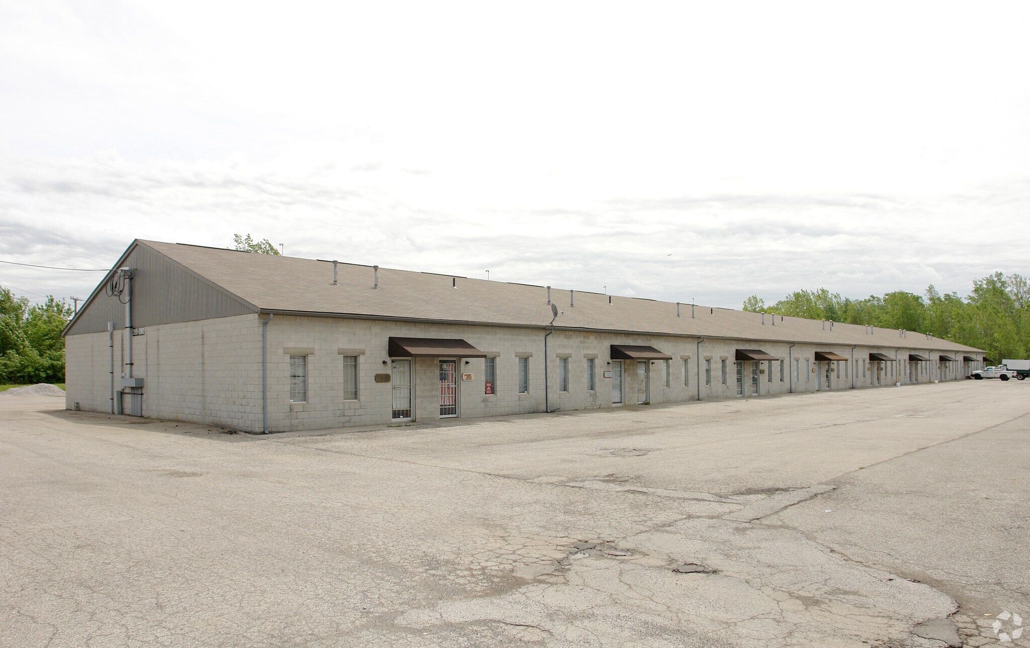 1936 Britains Ln, Columbus, OH à louer Photo principale– Image 1 sur 4