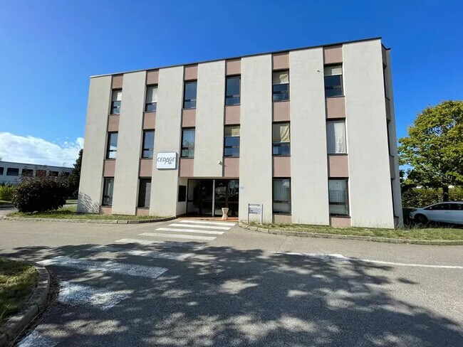 Plus de détails pour Bureau à vendre