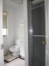 518 Clifton Ave, Clifton, NJ à louer Photo intérieure– Image 2 sur 5