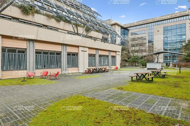 Bureau dans Paris à louer - Photo de l’immeuble – Image 2 sur 4