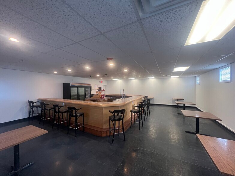 1332 Lower Broadway, Schenectady, NY à louer - Photo de l’immeuble – Image 2 sur 11