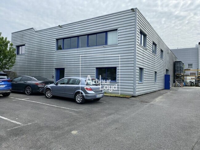 Plus de détails pour Industriel/Logistique à louer