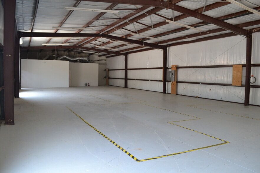 16103 Grant Rd, Cypress, TX à louer - Photo de l’immeuble – Image 1 sur 15
