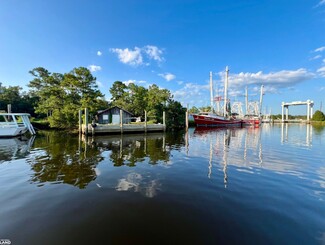 Plus de détails pour 8862 Garland Street, Bayou La Batre, AL - Terrain à vendre