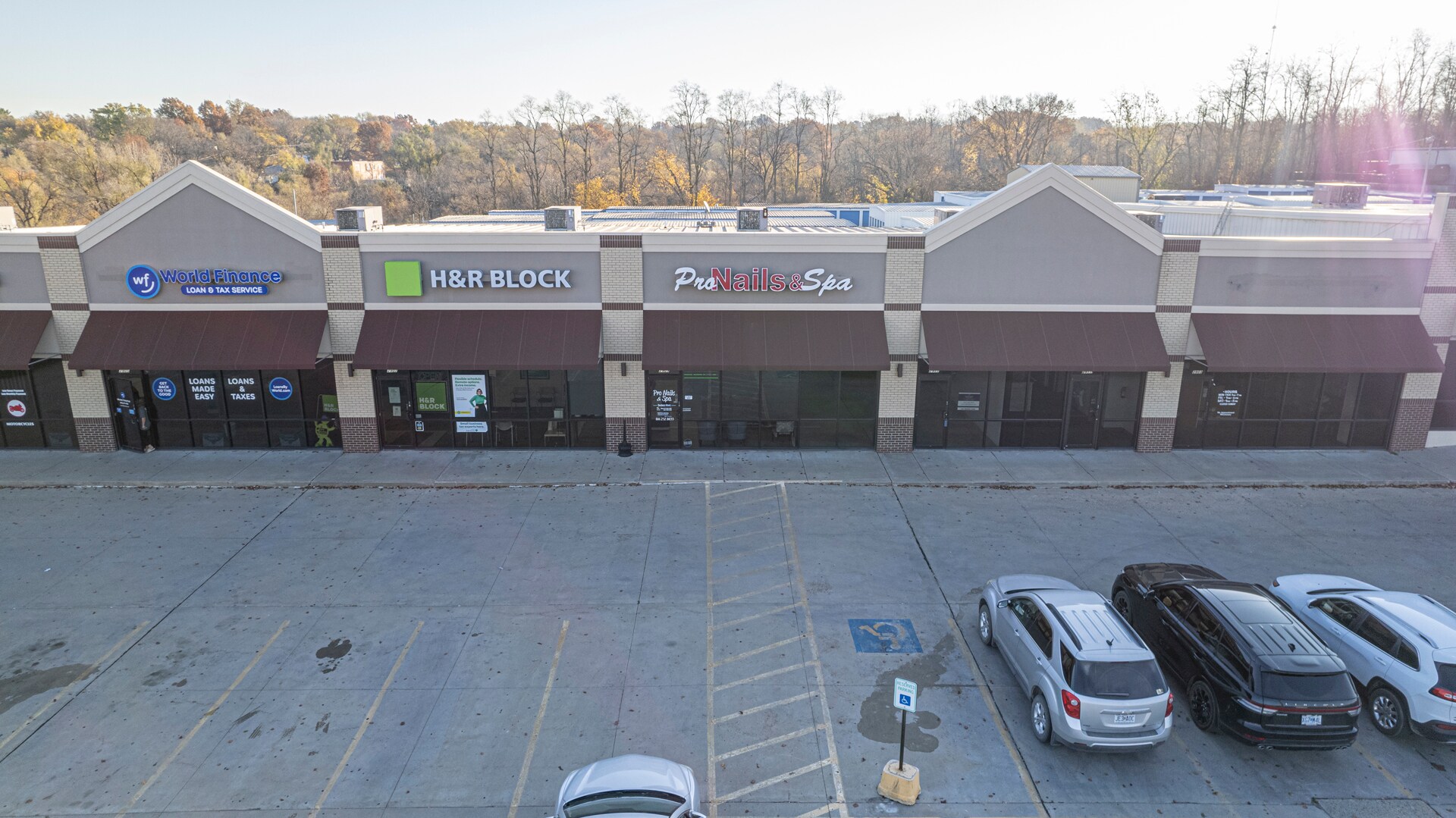 2901-3011 S Belt Hwy, Saint Joseph, MO à louer Photo de l’immeuble– Image 1 sur 3