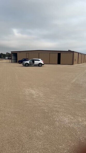 11600 FM 32, Fischer, TX à vendre - Vidéo sur l’annonce professionnelle – Image 2 sur 6