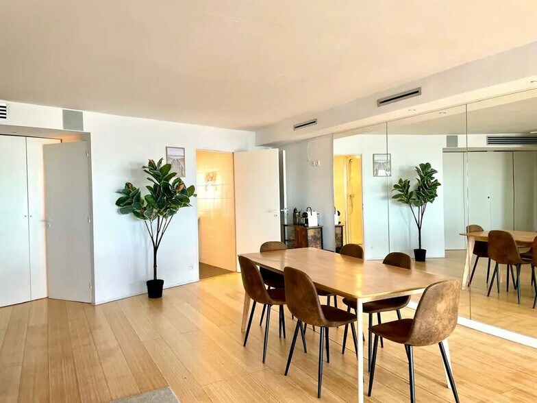 Local commercial dans Villeneuve-Loubet à louer - Photo intérieure – Image 2 sur 6