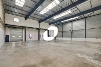 Local d’activités dans Élancourt à louer Photo intérieure– Image 2 sur 8