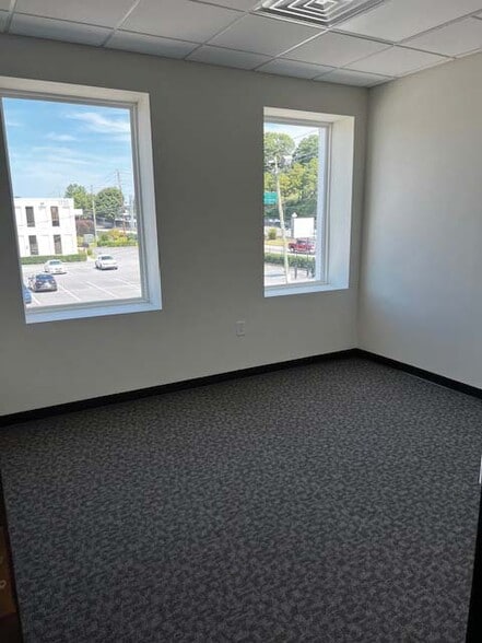 1706 Northeast Expy, Atlanta, GA à louer - Photo intérieure – Image 3 sur 4
