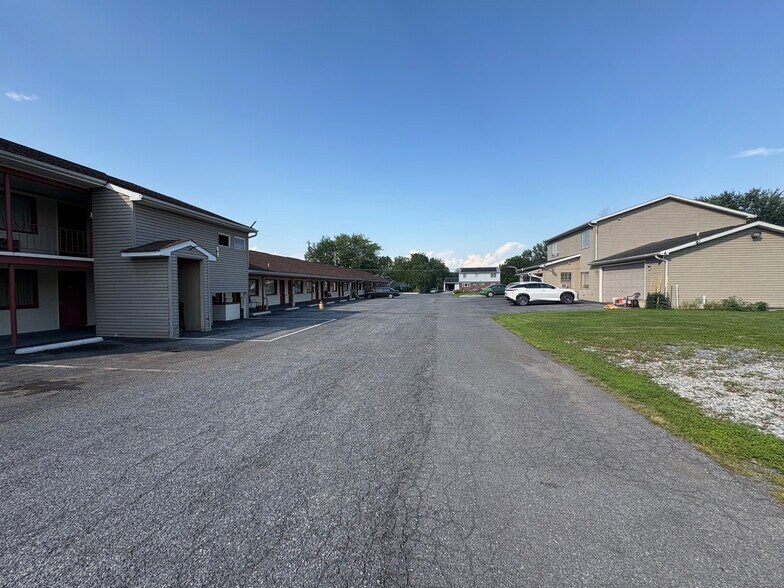 155 Richardson Rd, Middletown, PA à vendre - Photo de l’immeuble – Image 3 sur 12