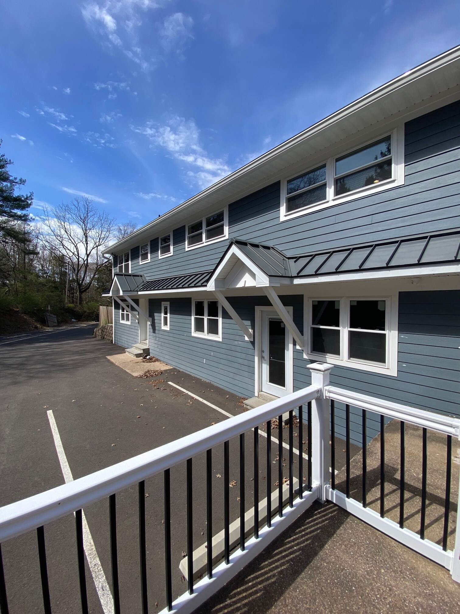 1087 Taylorsville Rd, Washington Crossing, PA à louer Photo de l’immeuble– Image 1 sur 6
