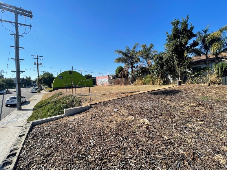 3193 Imperial Ave, San Diego, CA à louer - Photo de l’immeuble – Image 2 sur 13