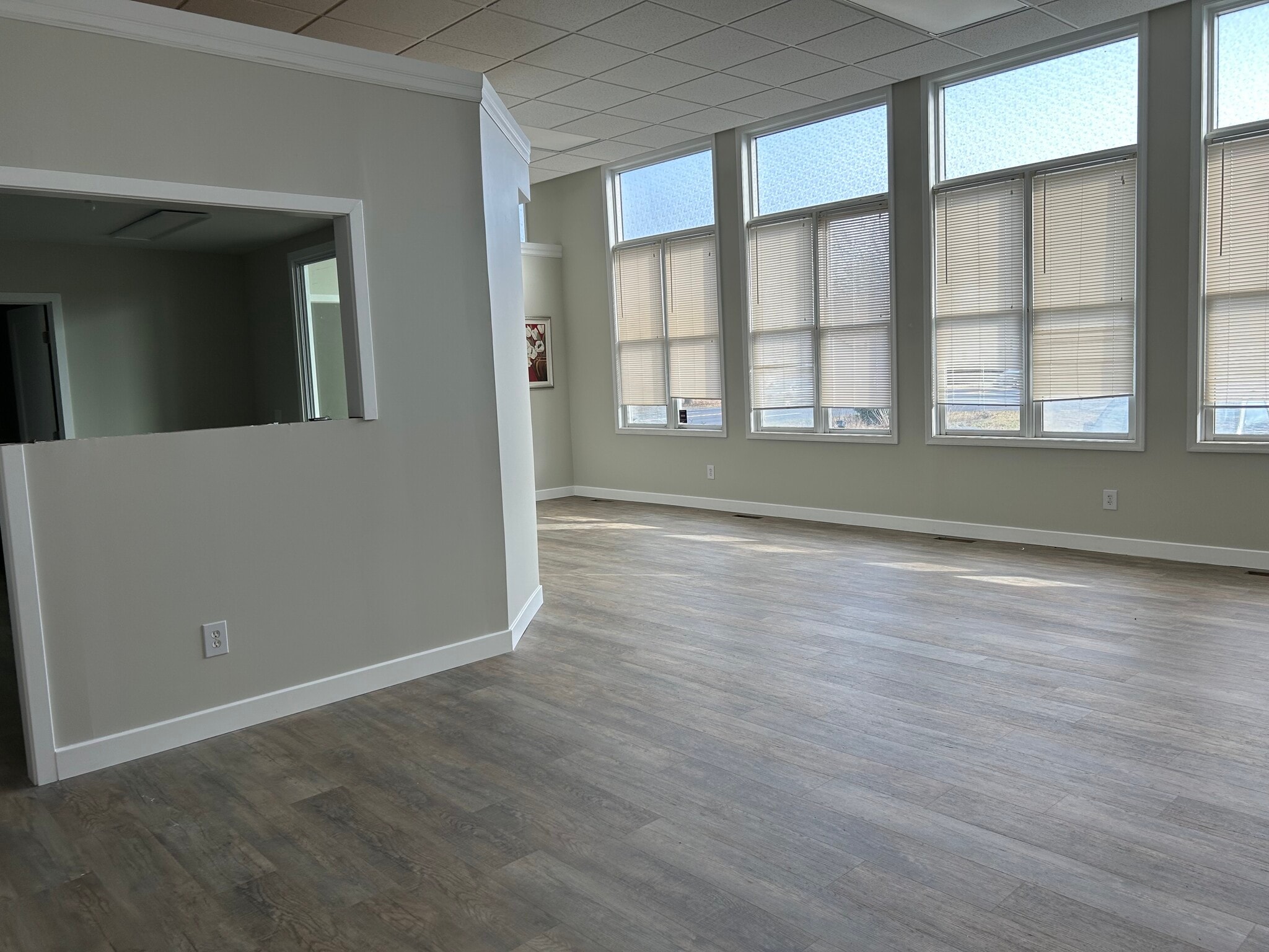203 S White Horse Pike, Waterford Works, NJ à louer Photo intérieure– Image 1 sur 4
