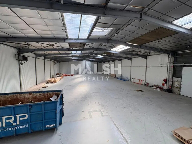 Industriel/Logistique dans Irigny à louer - Photo de l’immeuble – Image 3 sur 11