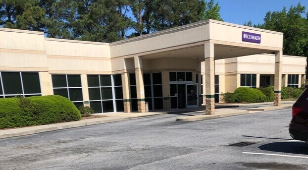2355 W Arlington Blvd, Greenville, NC à vendre - Photo principale – Image 1 sur 2