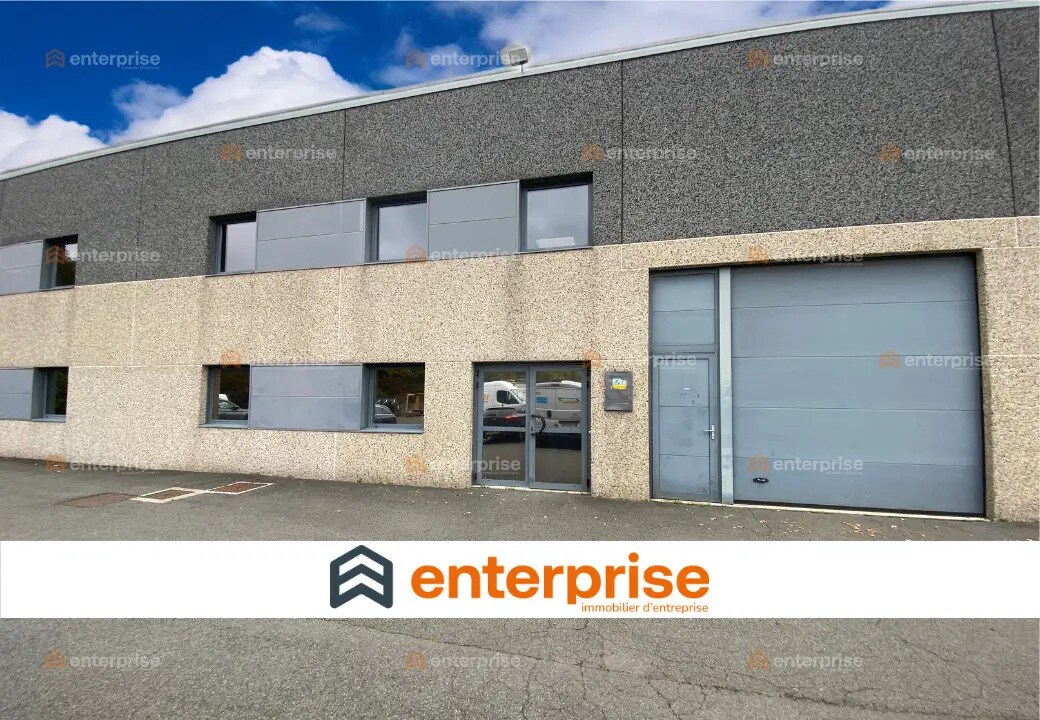 Local d’activités dans Rouvroy à louer Photo de l’immeuble– Image 1 sur 6