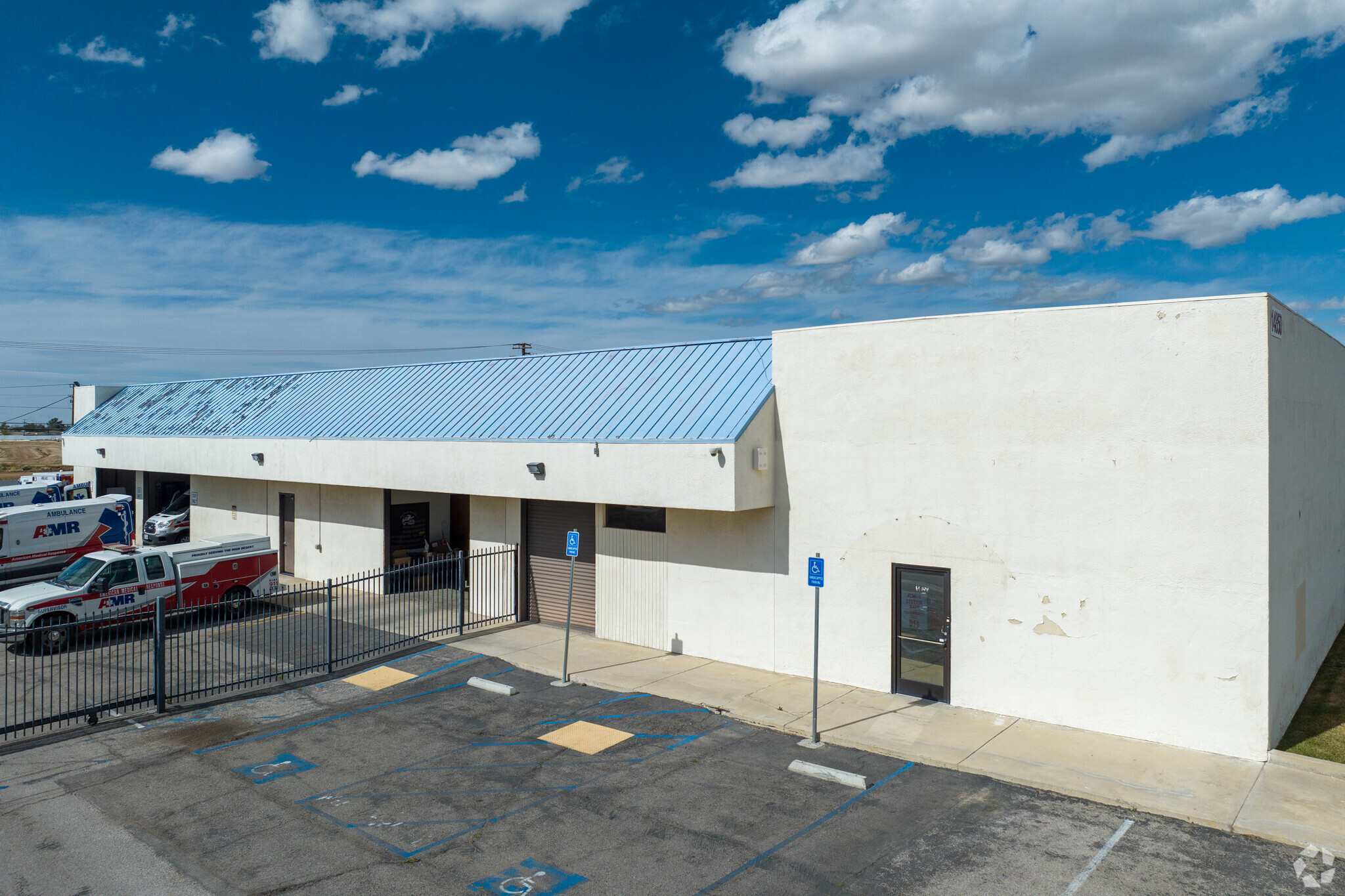 14850 7th St, Victorville, CA à vendre Photo principale– Image 1 sur 10