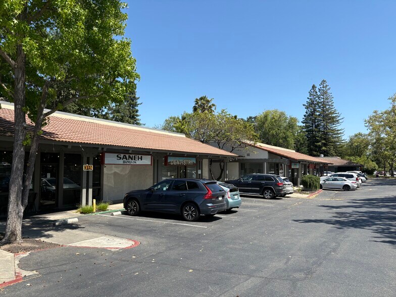 2618-2634 Pleasant Hill Rd, Pleasant Hill, CA à louer - Photo de l’immeuble – Image 3 sur 33