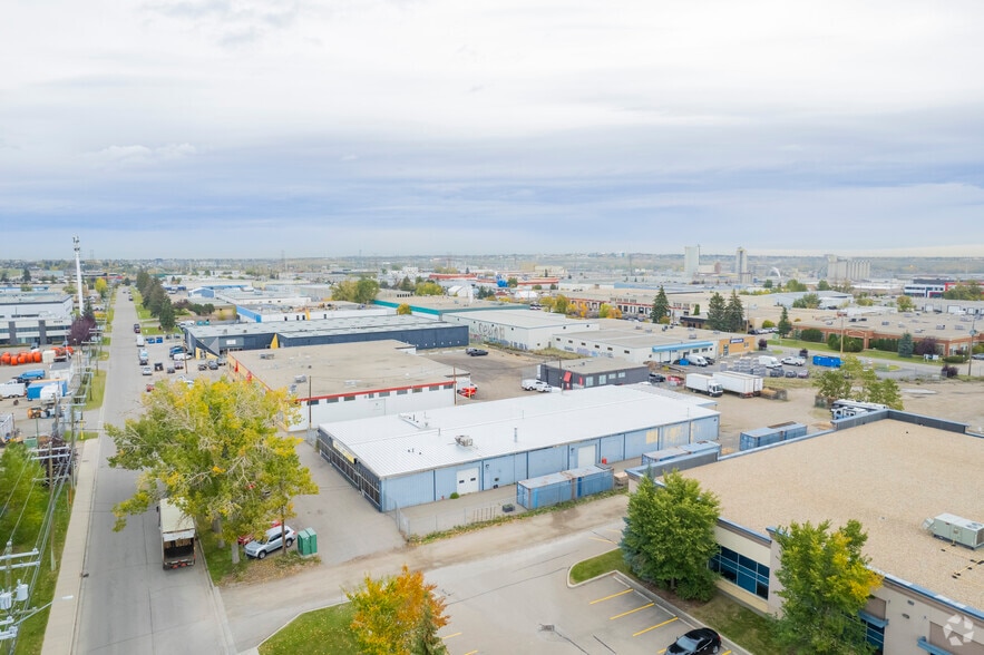 4124 8th St SE, Calgary, AB à louer - Aérien – Image 3 sur 7
