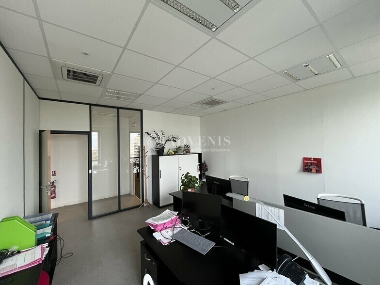 Bureau dans Choisy-le-Roi à louer - Photo intérieure – Image 2 sur 9
