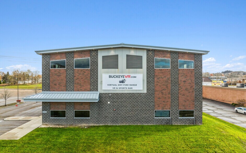 9960 St Rt 43, Streetsboro, OH à vendre - Photo de l’immeuble – Image 2 sur 35