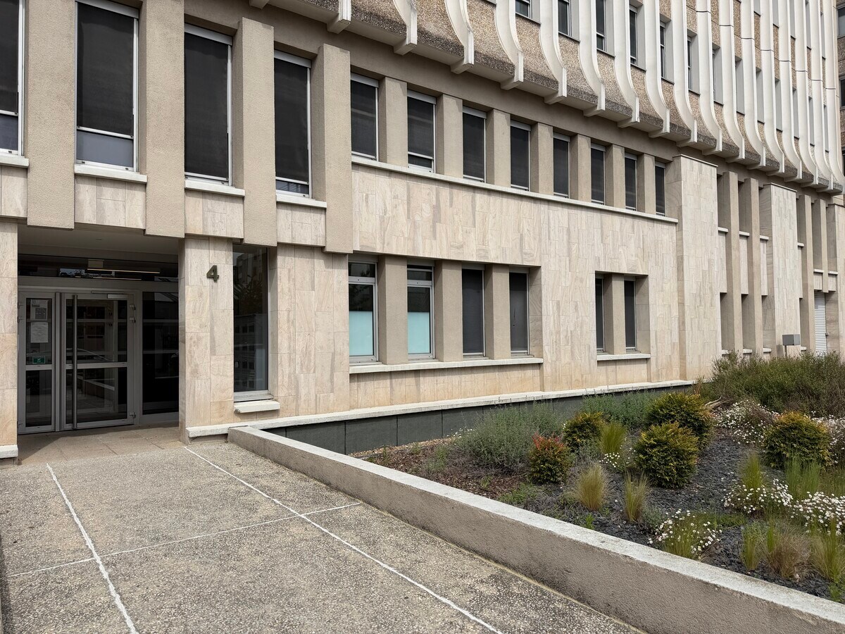4 Rue De Patay, Orléans, LRT 45000 - Lot 113 -  - Photo intérieure - Image 1 of 23