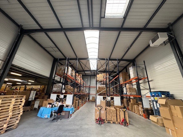 Industriel/Logistique dans Andrézieux-Bouthéon à louer - Photo de l’immeuble – Image 2 sur 6