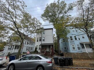 Plus de détails pour 694 Winchester Ave, New Haven, CT - Logement à vendre