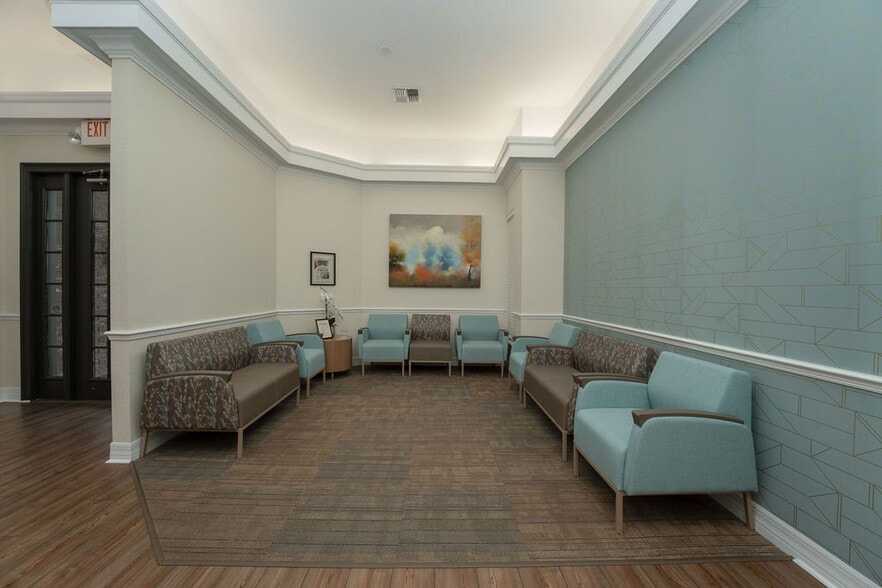 1910 Lakeland Hills Blvd, Lakeland, FL à louer - Hall d’entrée – Image 3 sur 51