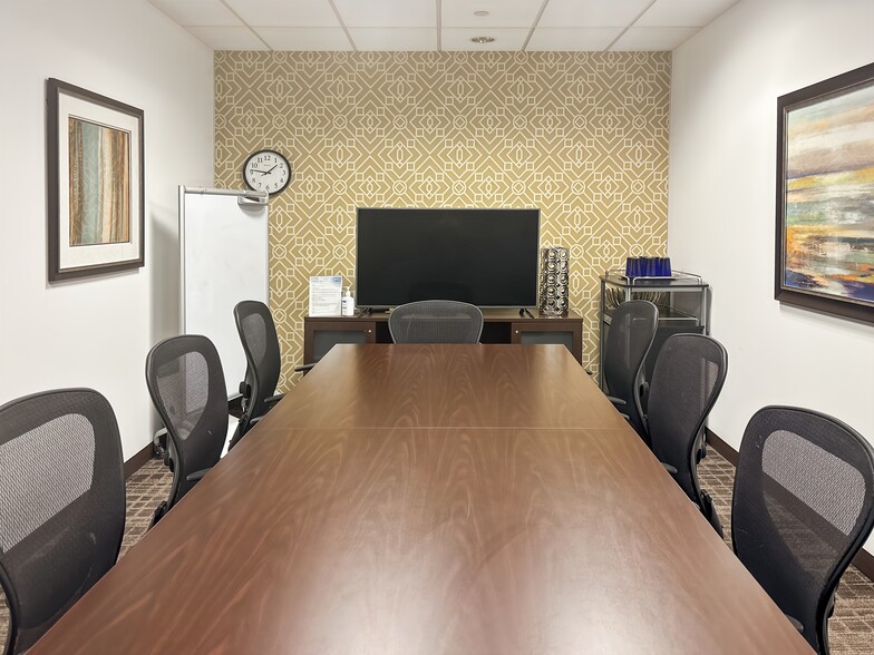 5201 Eden Ave, Edina, MN à louer - Photo intérieure – Image 3 sur 26