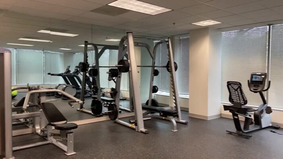 780 Johnson Ferry Rd NE, Atlanta, GA à louer - Vidéo sur l’annonce professionnelle – Image 2 sur 23