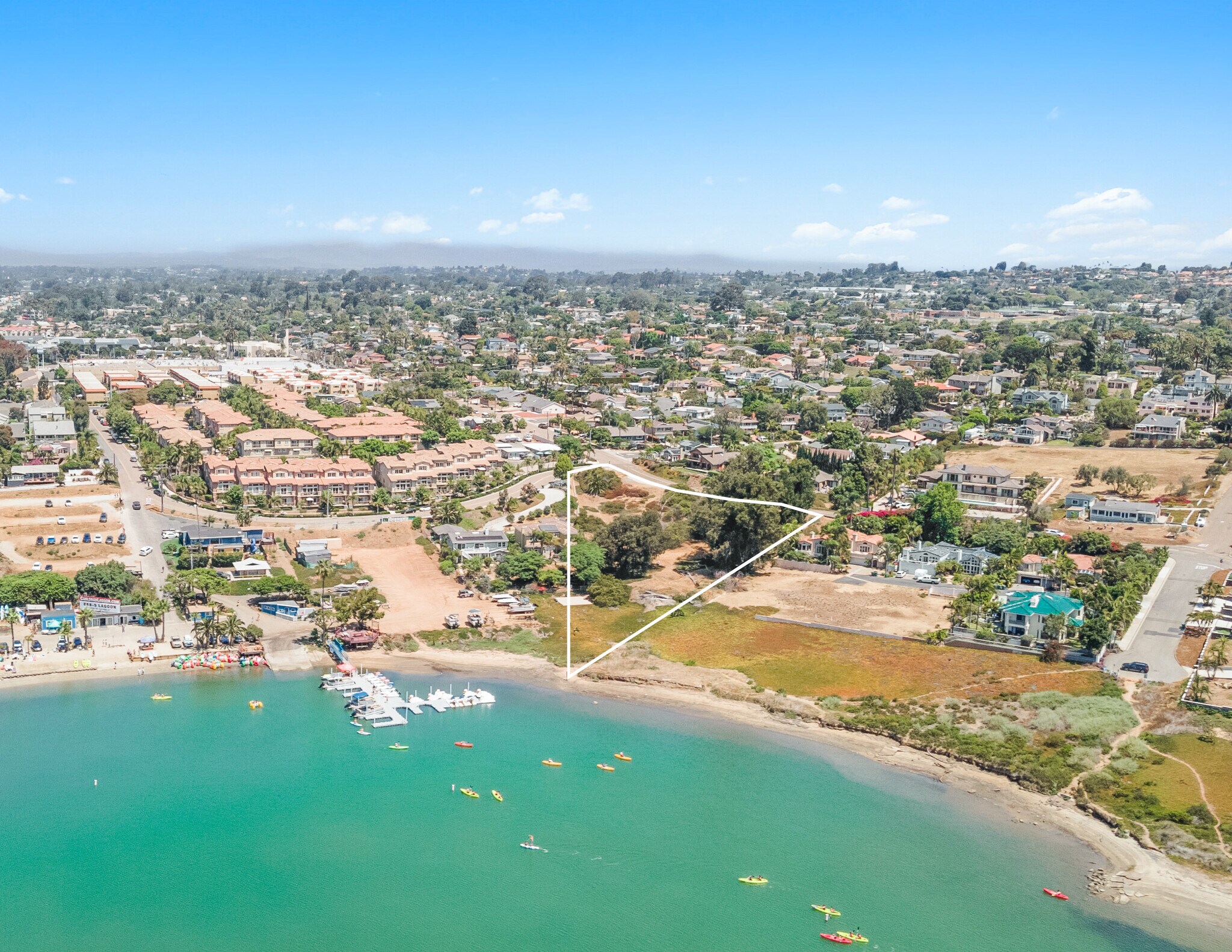 Adams Street, Carlsbad, CA à vendre Photo principale– Image 1 sur 7