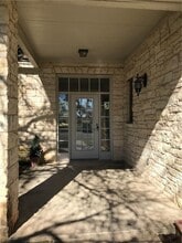 1760 FM 967, Buda, TX à louer Photo de l’immeuble– Image 1 sur 3