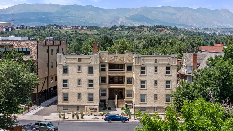 10 Boulder Crescent, Colorado Springs, CO à vendre - Photo de l’immeuble – Image 3 sur 11