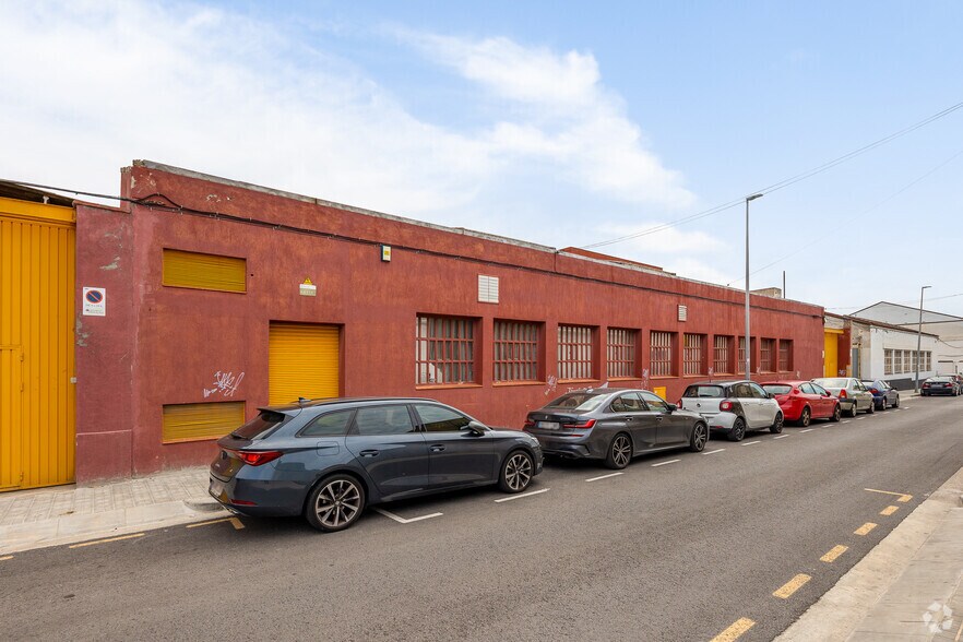 Industriel/Logistique dans Barberà del Vallès, Barcelona à louer - Photo de l’immeuble – Image 2 sur 2