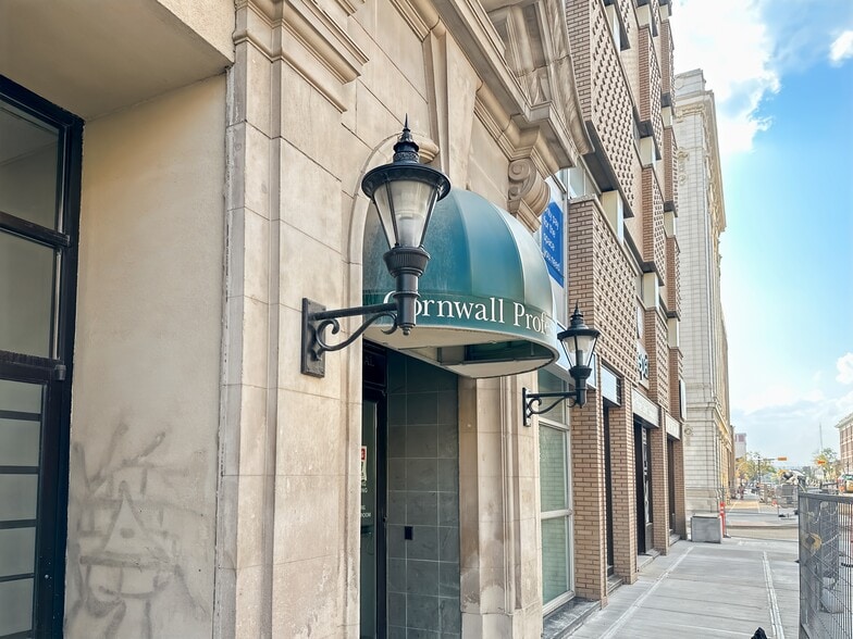2125 11th Av, Regina, SK à louer - Photo intérieure – Image 2 sur 14