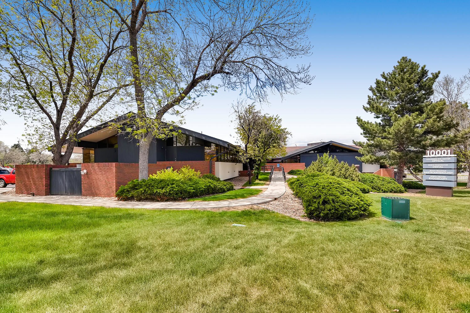 10001 N Washington St, Thornton, CO à vendre Photo principale– Image 1 sur 25