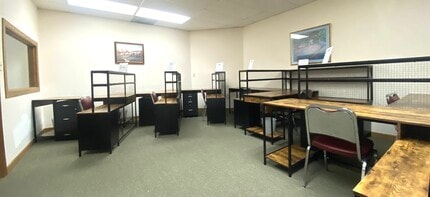 2175 N Academy Cir, Colorado Springs, CO à louer Photo de l’immeuble– Image 2 sur 3