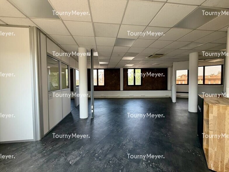 18 Place Roguet, Toulouse à louer - Photo intérieure – Image 2 sur 12