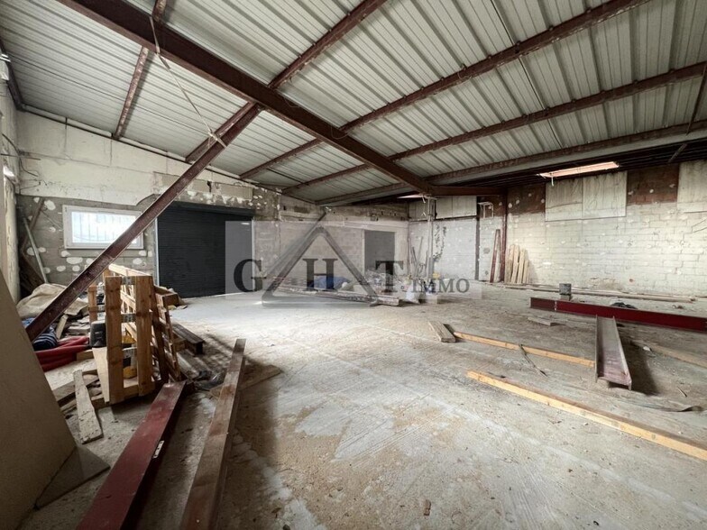 Industriel/Logistique dans Saint-Maur-des-Fossés à vendre - Photo intérieure – Image 2 sur 13