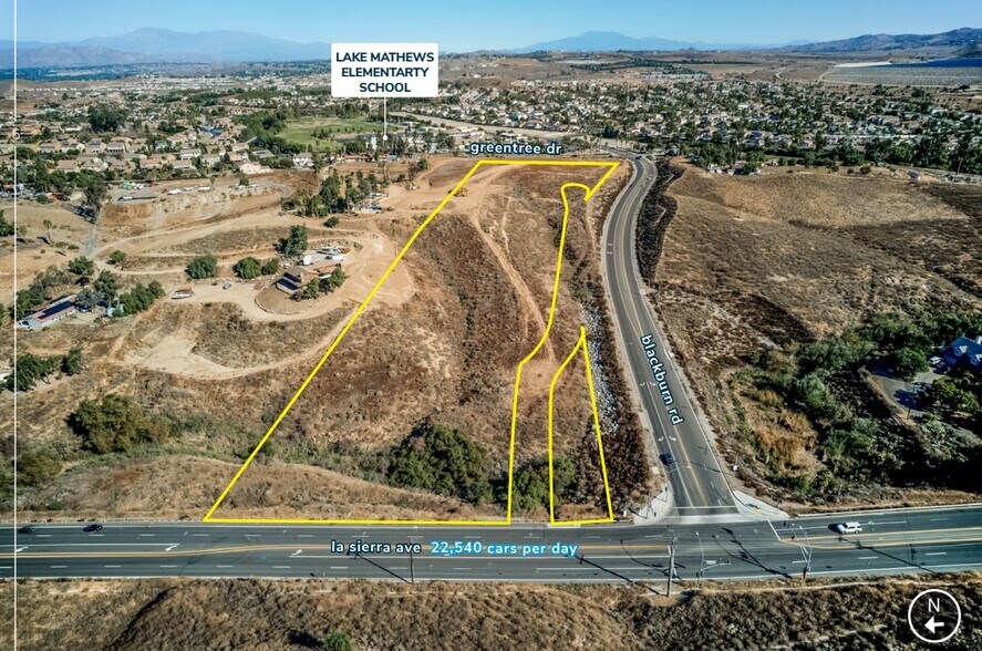 NEC La Sierra Ave, Riverside, CA à vendre - Aérien – Image 3 sur 3