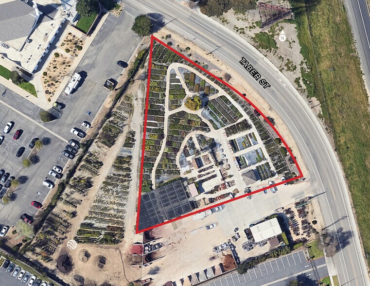 1508 Taber St, Corona, CA à vendre - Photo de l’immeuble – Image 2 sur 7