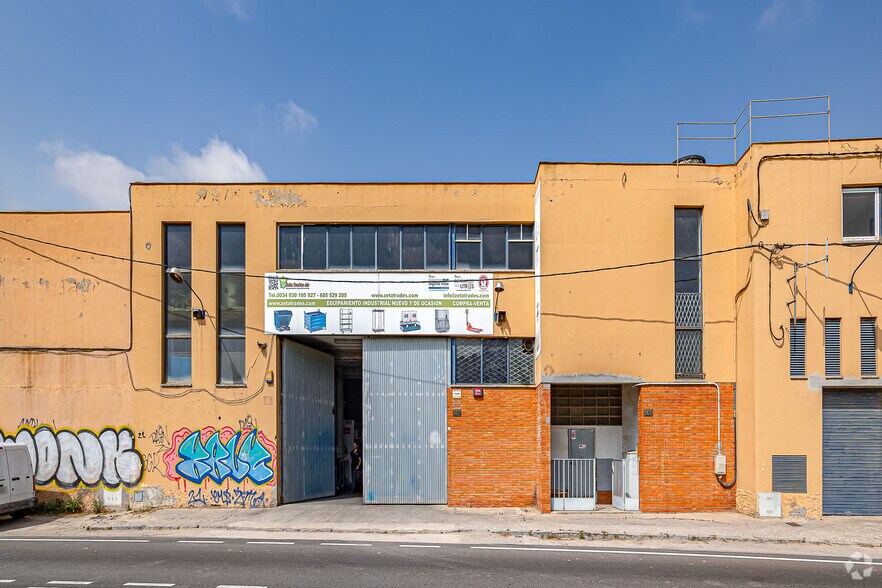 Industriel/Logistique dans Santa Coloma de Cervelló, Barcelona à louer - Photo principale – Image 1 sur 3