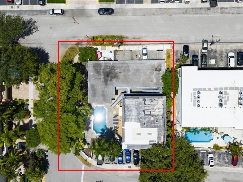 105 NE 16th Ter, Fort Lauderdale, FL à vendre - Photo de l’immeuble – Image 3 sur 26