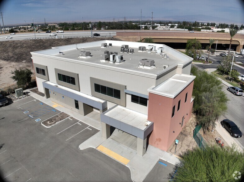 5000 Commerce Dr, Bakersfield, CA à vendre – Image 3 sur 44