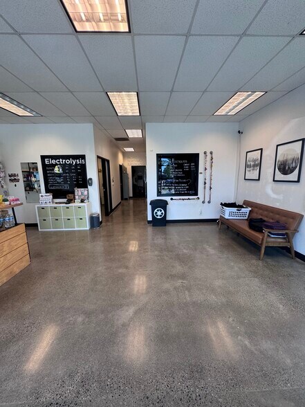 2612 NE 114th Ave, Vancouver, WA à louer - Photo de l’immeuble – Image 3 sur 11